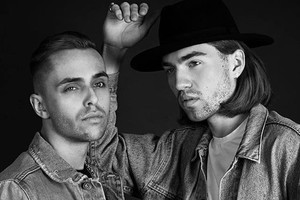 Išgirskite: Gabrielius Vagelis su prodiuseriu Madu pristato naują vasarišką kūrinį