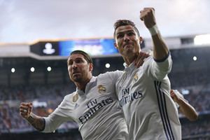 Cristiano Ronaldo trimis įvarčiais vienas sudaužė „Atletico“ ir tempia „Real“ į finalą