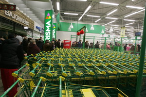 Iš Lietuvos traukiasi „Prisma“