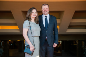 Premjeras Saulius Skvernelis pirmą kartą renginyje pasirodė su žmona