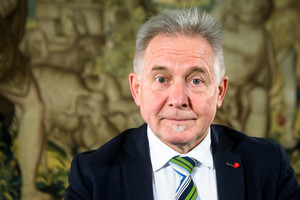 Antipremiją skyrė Algirdui Sysui už siūlymą rūpintis velionių kūrėjų gerove anapusybėje