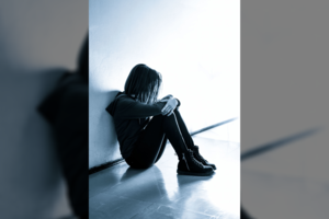 Po skandalo su tikybos mokytoja pasipylė sukrečiančios mokinių išpažintys