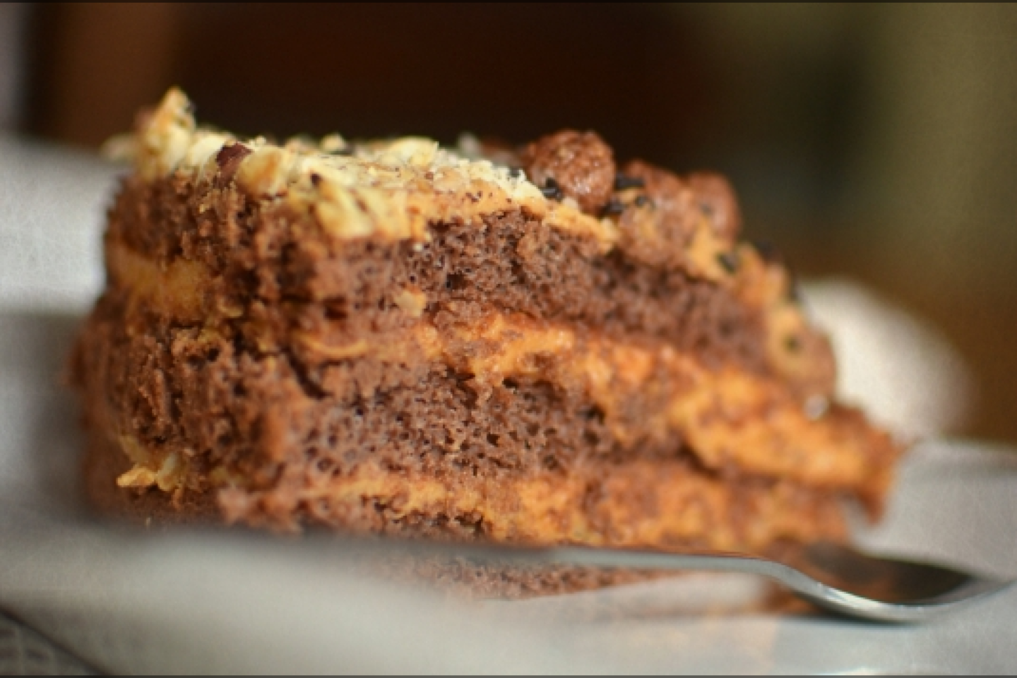 Šokoladinis karamelinis maskarponės tortas.<br>„Kūmutės virtuvė“