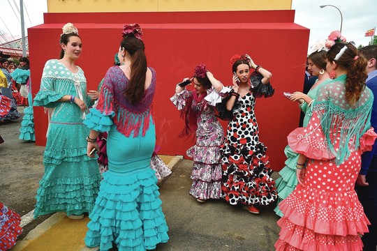 Sevilijos mugėje akino ir lietuviškos spalvos