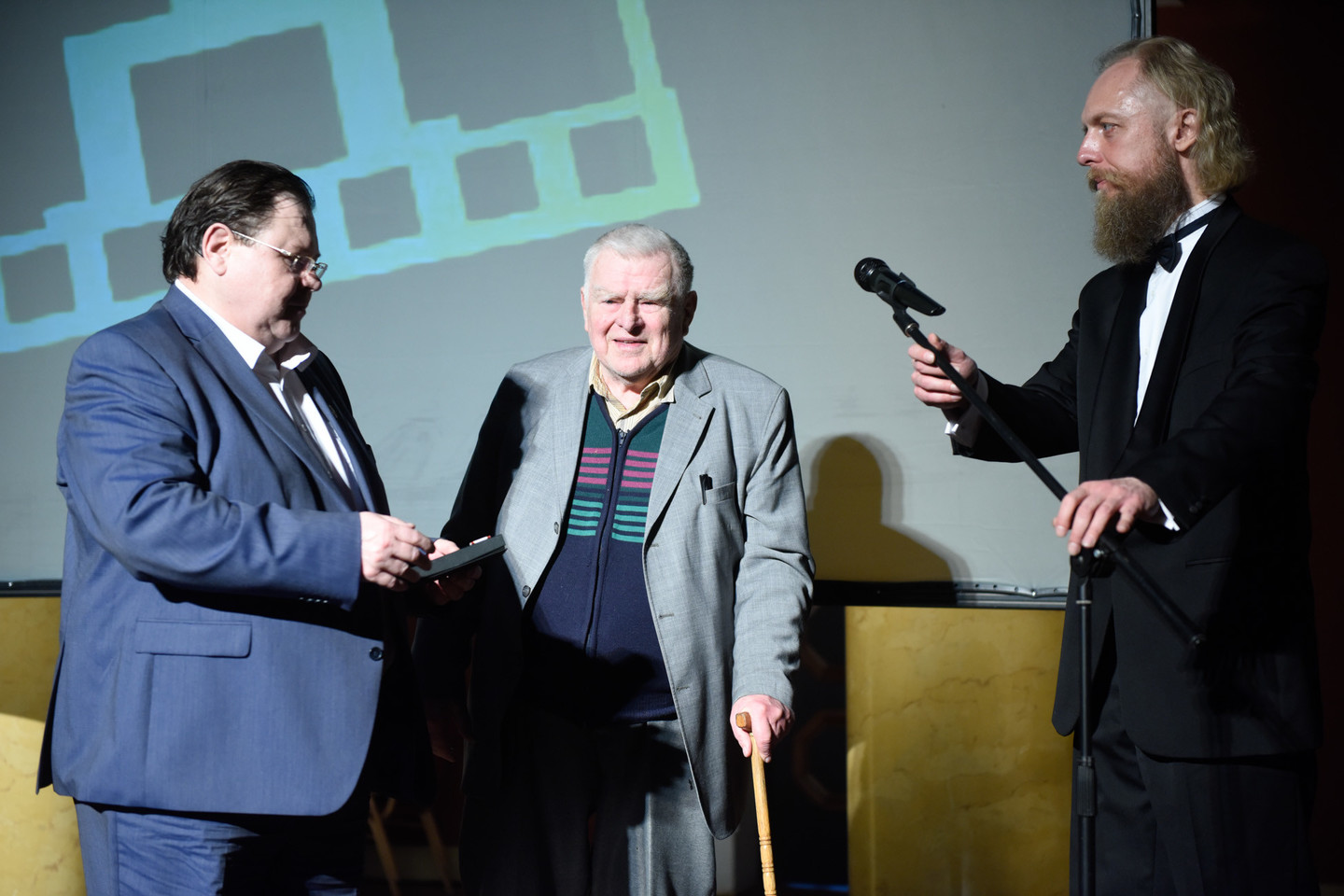 Vilniaus rotušėje vykusios konkurso „Lietuvos spaudos fotografija 2017“ nugalėtojų paskelbimo ceremonijos akimirkos.<br> D.Umbraso nuotr.