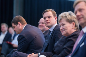 Arogantiškas Gabrieliaus Landsbergio pareiškimas socialdemokratų suvažiavime sukėlė juoko bangą