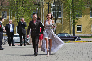 Marijampolėje susituokė „TV Pagalbos“ žvaigždė Gerda Stiklickienė ir Andrius Žemaitis