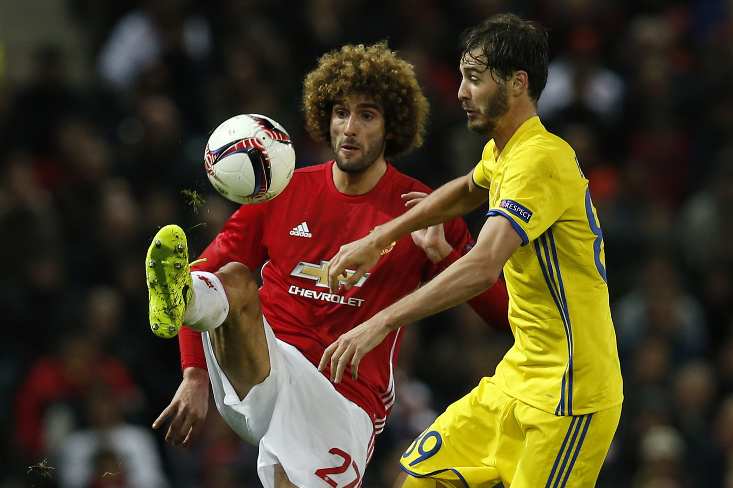 D.Je Beule nesistebi sulaukęs palyginimų su tautiečiu M.Fellaini.<br> AFP/Scanpix