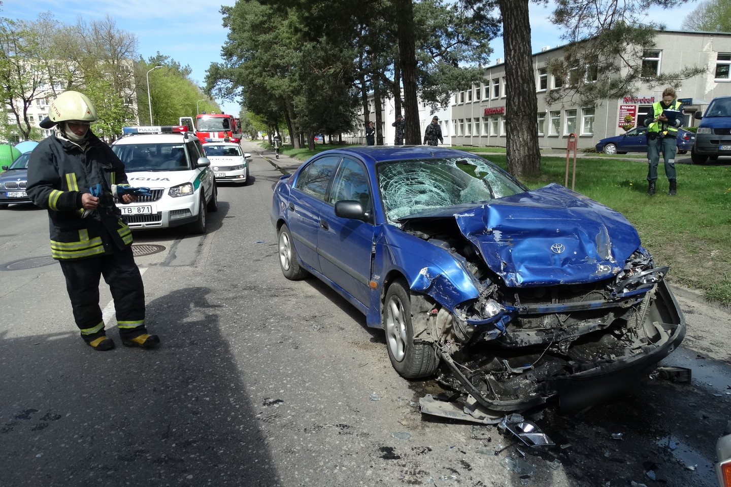 Alytuje nufilmuota, kaip policininkai išvengė susidūrimo, bet avarija vis tiek įvyko.