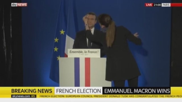 Pamatykite, kaip pirmajai kalbai ruošėsi naujasis Prancūzijos prezidentas