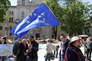 Gyventojai kviečiami specialiame egzamine pasitikrinti žinias apie ES