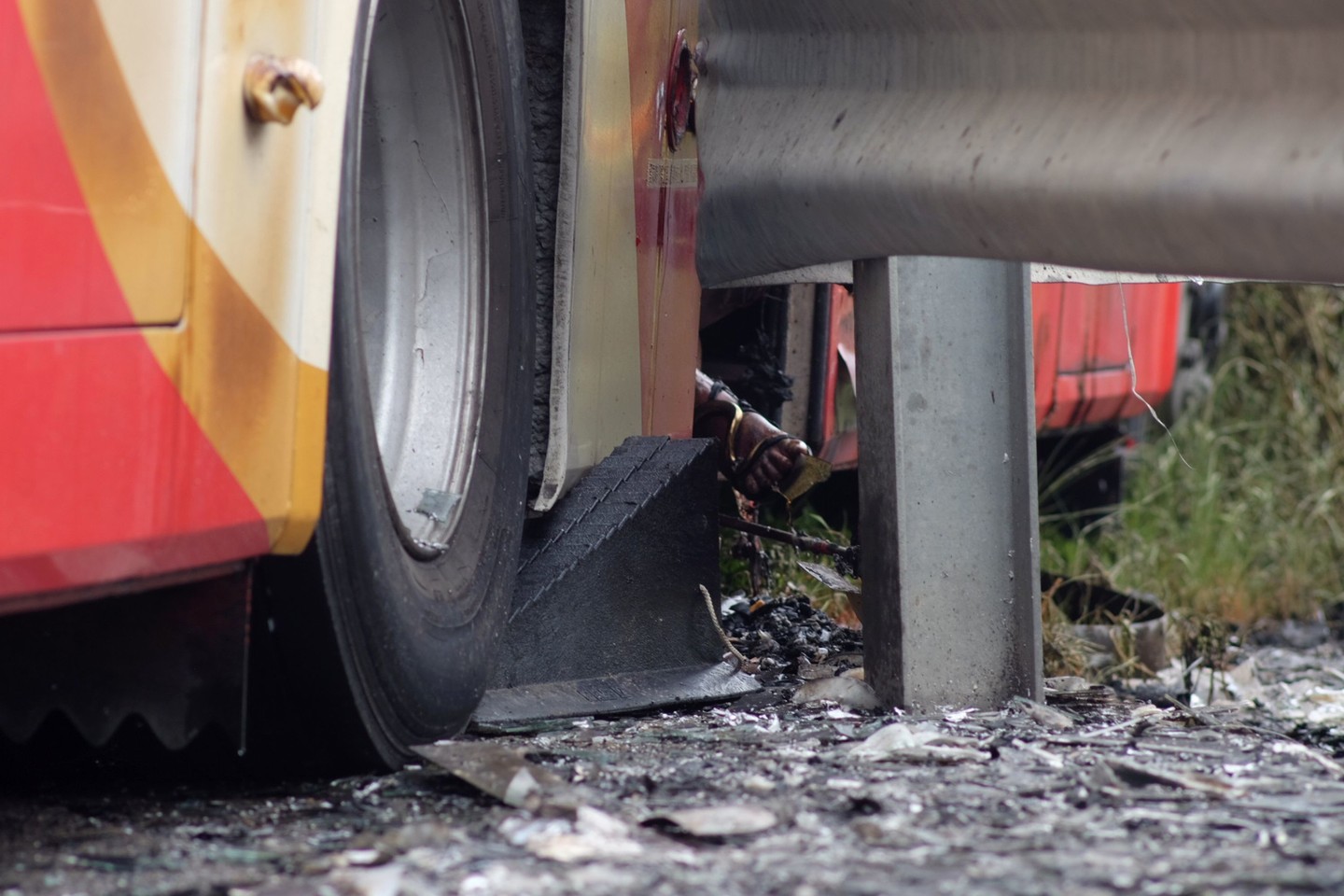 Autobuso avarija įvyko tunelyje.