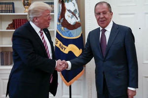 Donaldas Trumpas nori „abipusiai naudingų“ santykių su Rusija