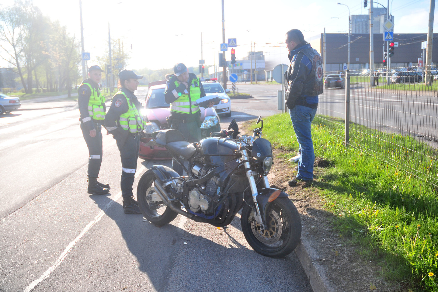 Vilniuje į avariją pateko girtas motociklininkas.