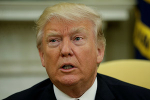 Ar JAV prezidentas kuria sau priedangą?