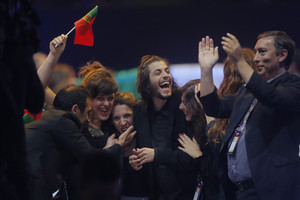 Už „Eurovizijos“ blizgučių slypi politiniai žaidimai