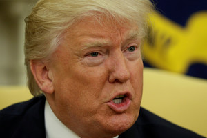 Donaldas Trumpas ragina Rusiją ir Ukrainą „sudaryti taiką“