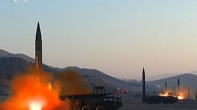Šiaurės Korėja vėl paleido raketą, Kinija prašo reaguoti santūriai
