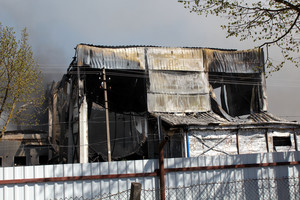 Po milžiniško gaisro žuvies fabrike – nemalonios žinios darbuotojams