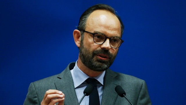 Prancūzijos ministru pirmininku paskirtas mažai žinomas politikas