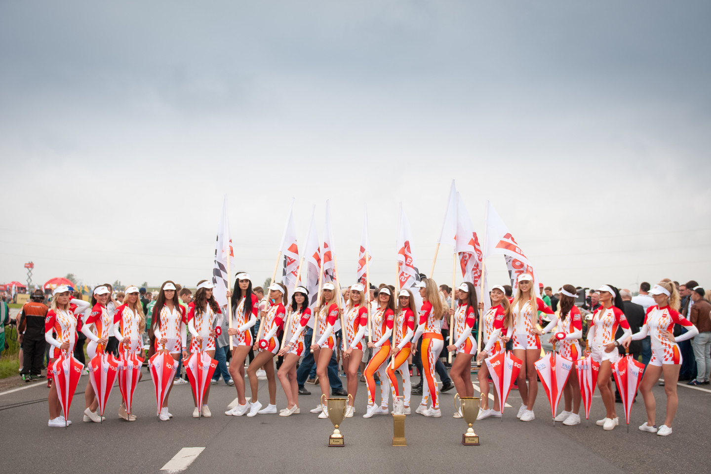 „ENEOS 1006 km lenktynėse“ – tradiciniai „Miss Racing“ rinkimai.