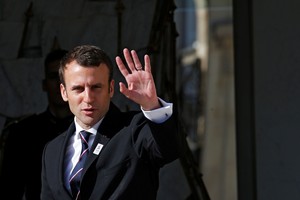 Prancūzijoje naujojo ministrų kabineto sudėtis bus paskelbta trečiadienį