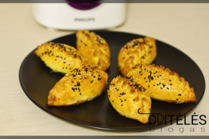 Kelios gudrybės, ir kibinai bus tokie gardūs, kad nepastebimai dings nuo stalo 