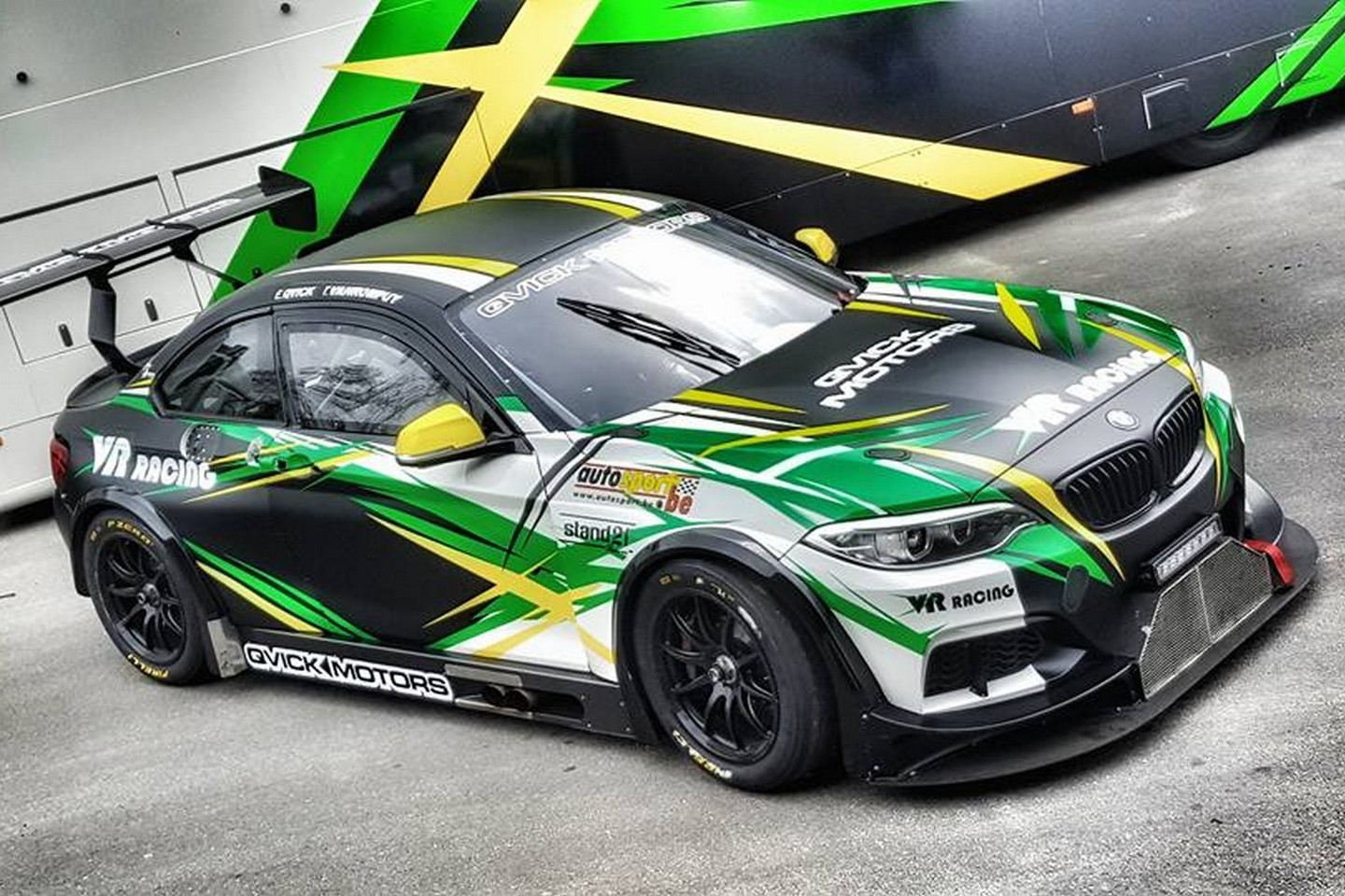 Vamzdinį rėmą turintis „Marc Cars BMW M2 V8“ bolidas gimė tolimojoje Australijoje.<br>Komandos archyvo nuotr.