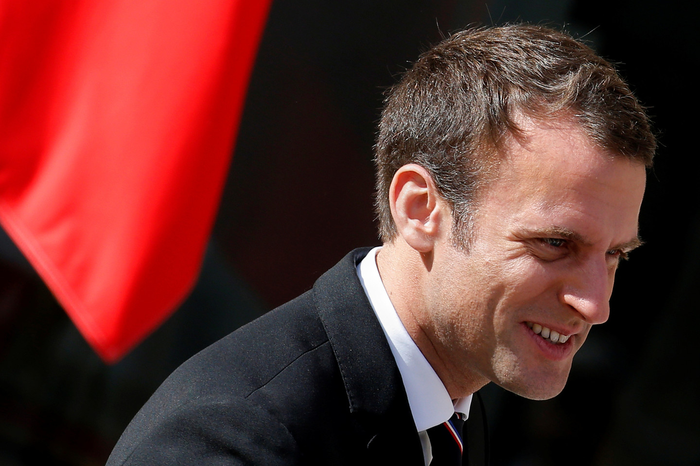 Naujasis Prancūzijos prezidentas E.Macronas paskyrė naują Vyriausybę.