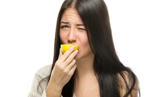 Šie požymiai byloja apie padidėjusį jūsų organizmo rūgštingumą – štai ką turite daryti