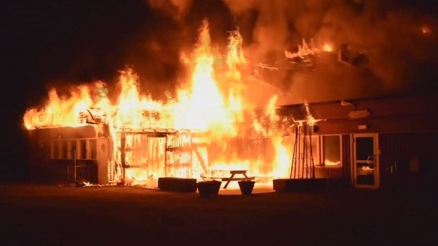 Brutalus elgesys: Švedijoje padeginėjami pabėgėlių centrai
