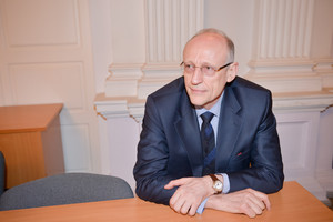 Teismas aiškinsis, ar buvusio VLK vadovo Algio Sasnausko byloje nebuvo provokacijos