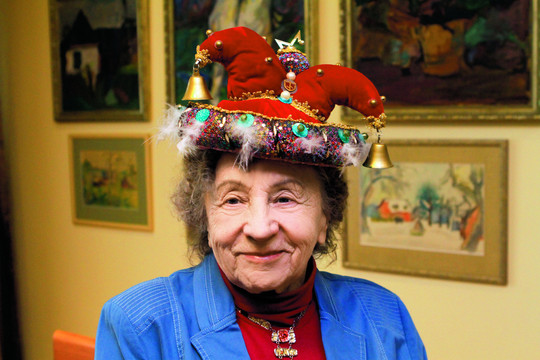 90-metį atšventusiai Reginai Varnaitei vaidinti padeda ir vaikystėje krėstos išdaigos