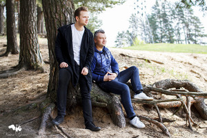 Alkoholio vartojimo draudimų nepalaikantys „Husarai“ pristato dainą ir siūlo sprendimą