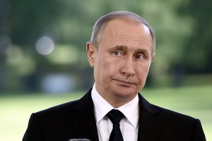 Vladimiras Putinas pasveikino Irano prezidentą Hassaną Rouhani su perrinkimu