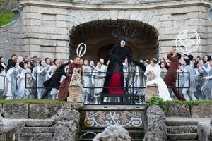  Mirga Gražinytė atsisveikina su Zalcburgo teatru lietuviška muzika