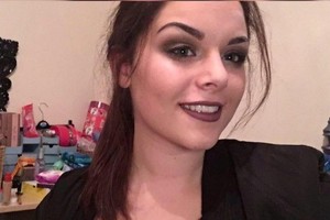 Po sprogimo Mančesteryje – motinos pagalbos šauksmas: „Padėkite rasti mano dukrą“