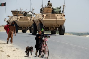 Afganistane per kovotojų ataką žuvo 10 karių