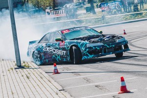 Po efektingų pasirodymų pajūryje šonaslydžio meistrai savaitgalį aplankys Šiaulius