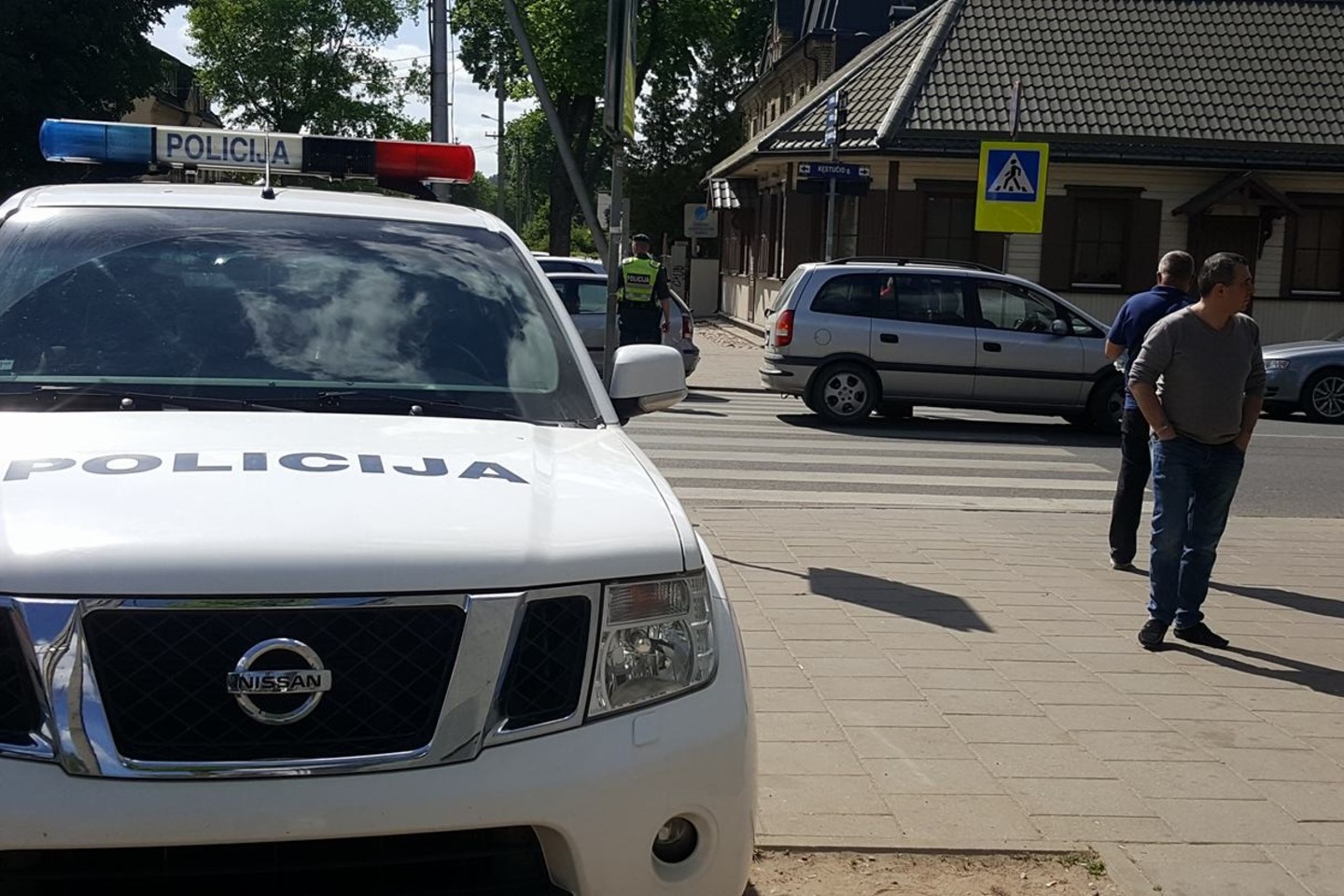 Vilniuje automobilis partrenkė vežimėlį stūmusią moterį.