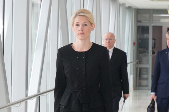 Zenono Vaigausko vietą siūlo užimti jo dešiniajai rankai Laurai Matjošaitytei