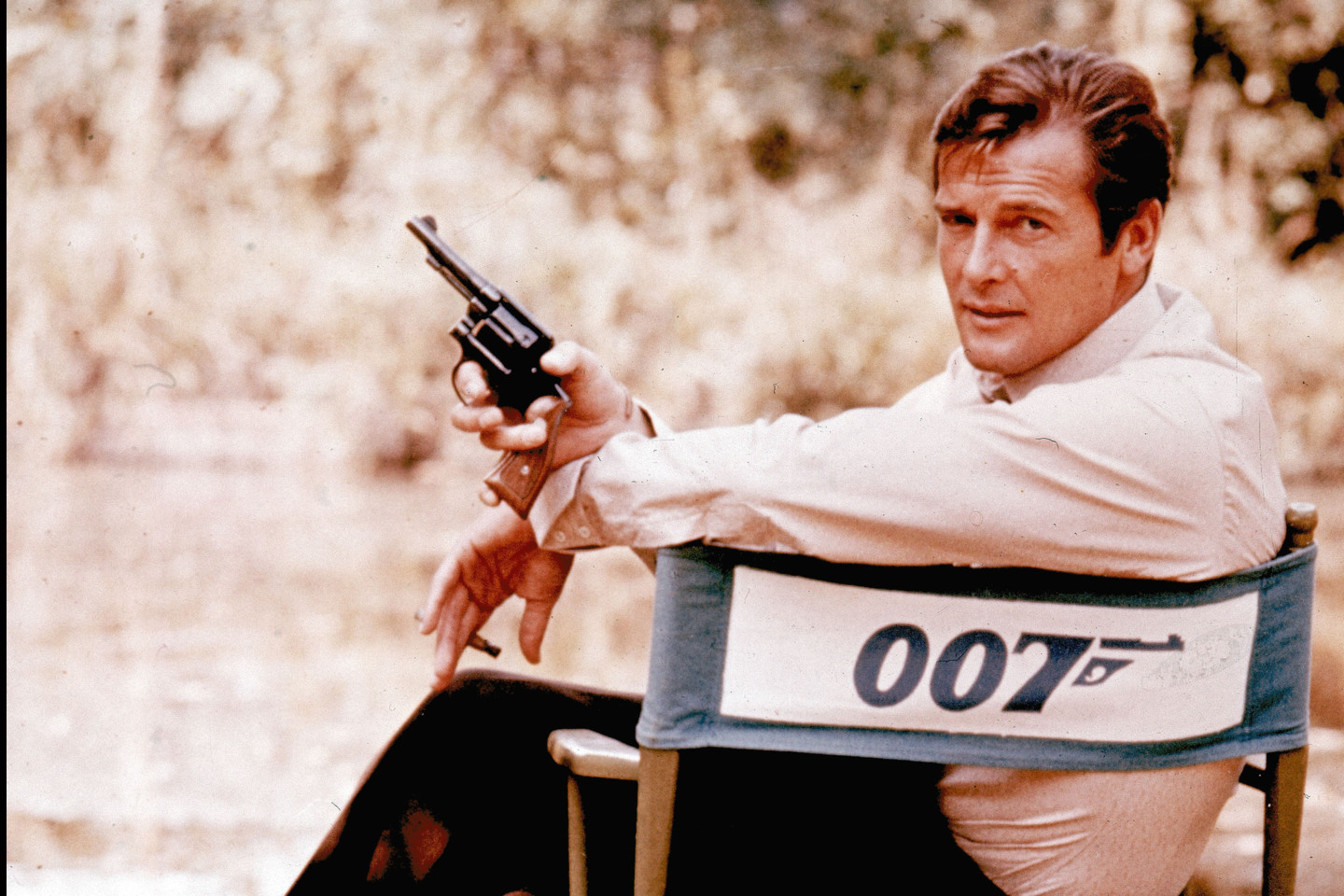  R.Moore'as – ilgiausiai Džeimsą Bondą vaidinęs aktorius. <br> AP nuotr. 