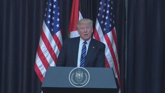 Donaldas Trumpas jaučia viltį: palestiniečiams Betliejuje žadėjo taiką