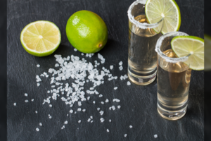 Pamirškite viską, ką iki šiol žinojote apie tekilą. Tiesa yra visai kitokia