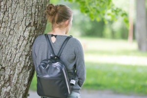 Praeities šmėklos drasko jaunos studentės gyvenimą: maldauja bent maisto 