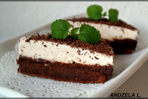 Smaližių svajonė – šokoladinis tortas su bananais ir varške