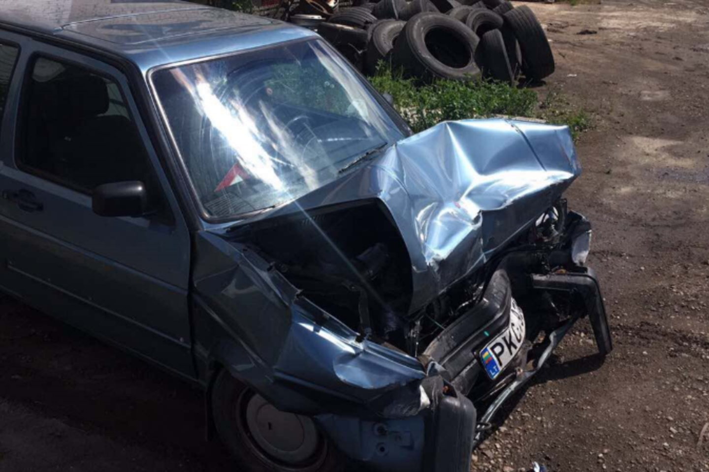 Savaitgalio avarijose sužeisti 42 žmonės.