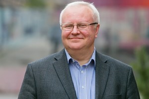 Seksualinis priekabiavimo skandalas – tik teatro vadovo bėdų viršūnė