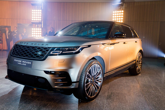 Prabangioje šventėje Vilniuje pristatytas naujasis „Range Rover Velar“