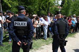 „Amnesty International“: Prancūzija piktnaudžiauja nepaprastąja padėtimi